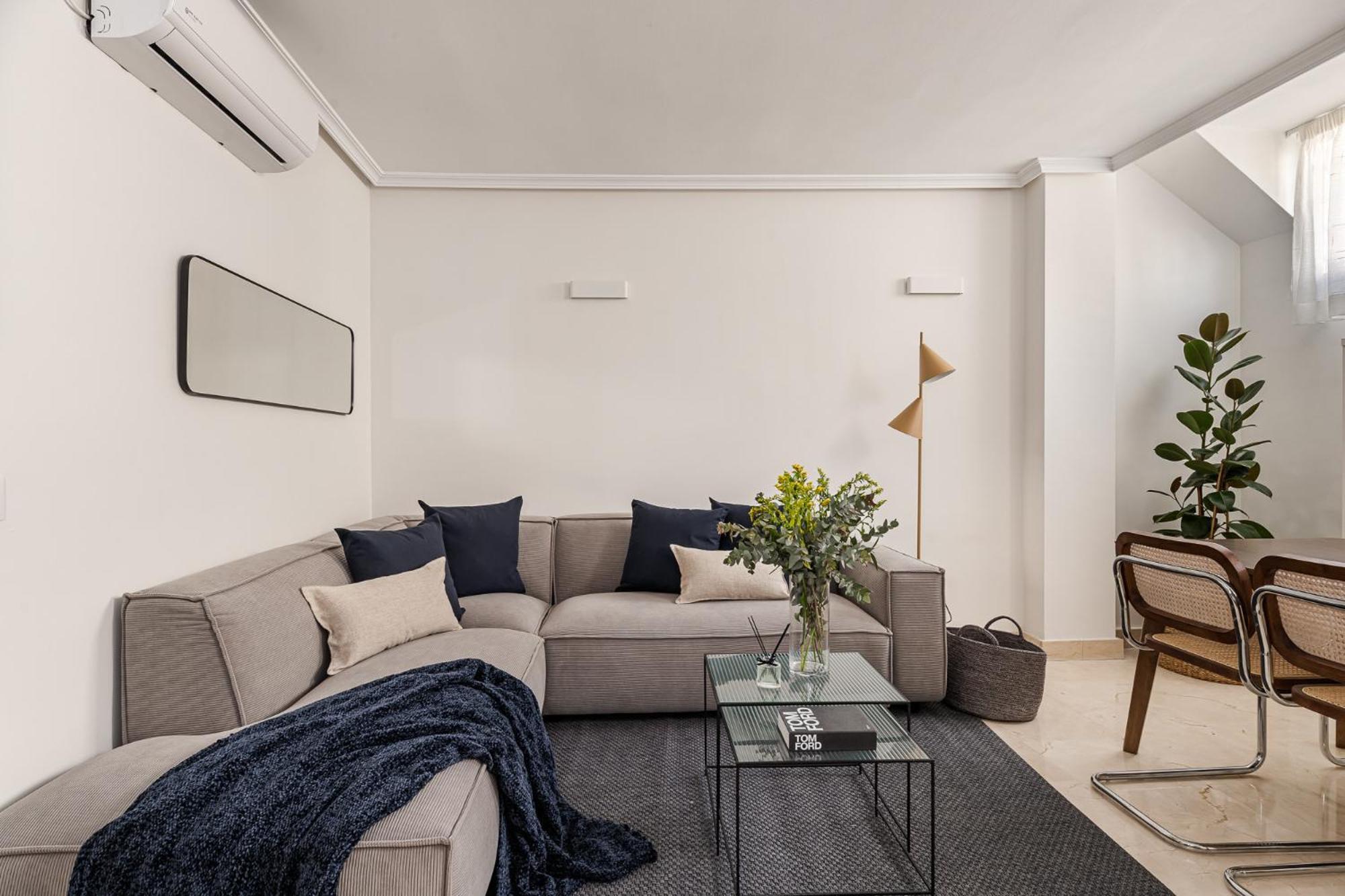 Waou Gran Via Attic - Corta Duracion Apartment Madrid Exterior photo